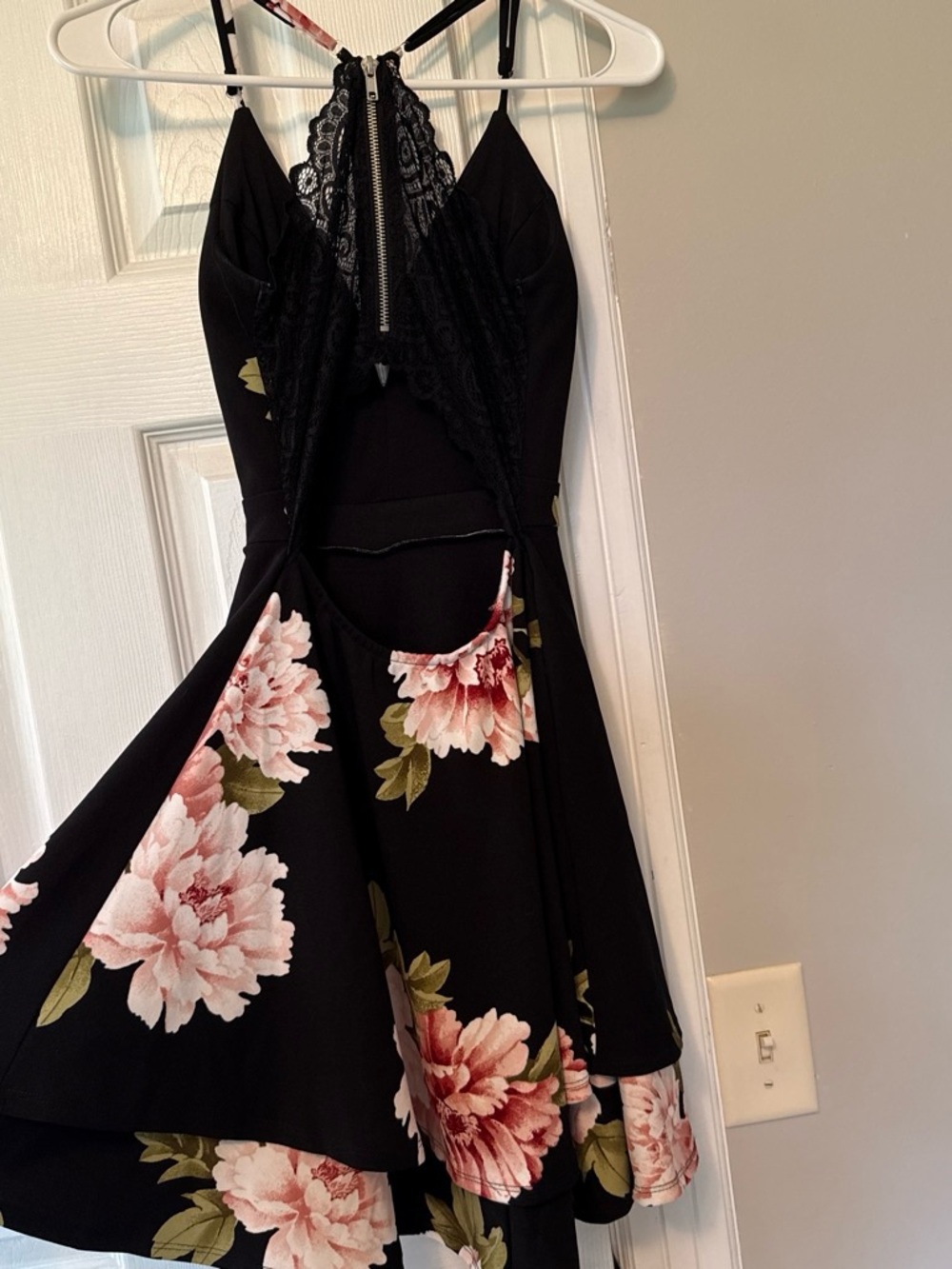 Floral Black Fit-and-Flare Dress with Lace Back - Picture 2 of 5